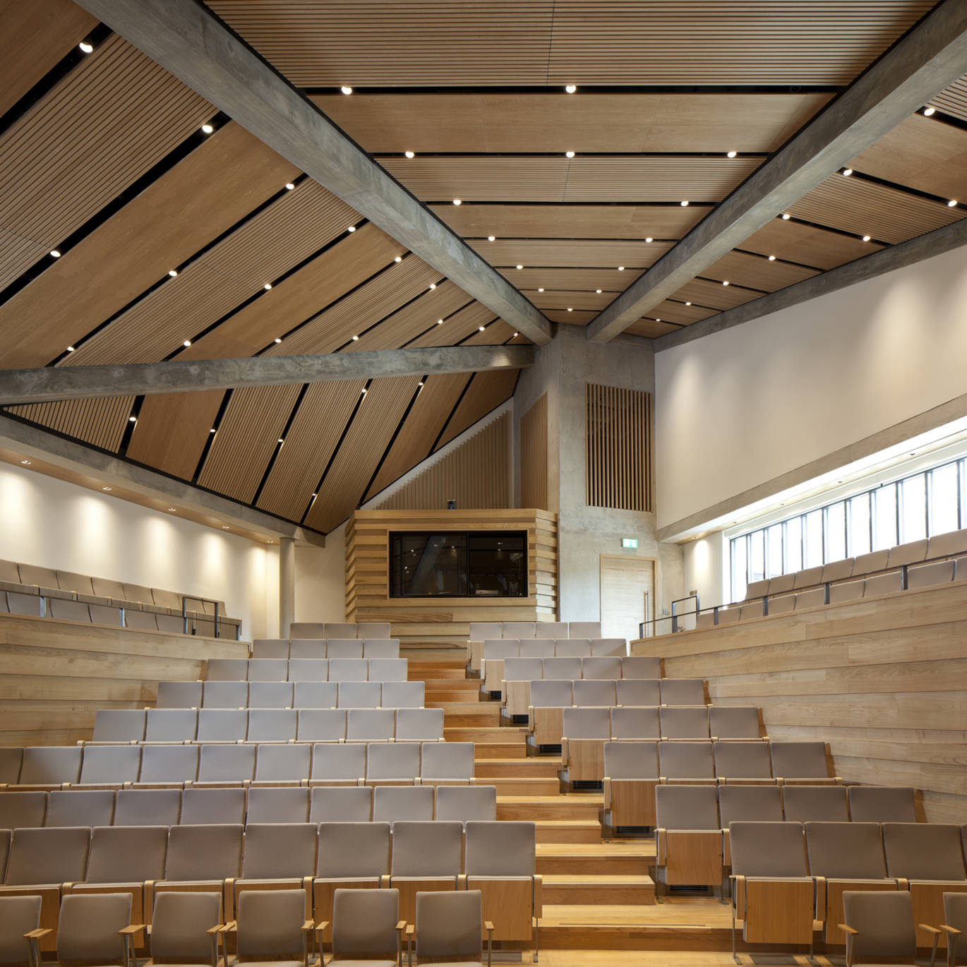 wolfson-hall-oxford-university-lecture-hall