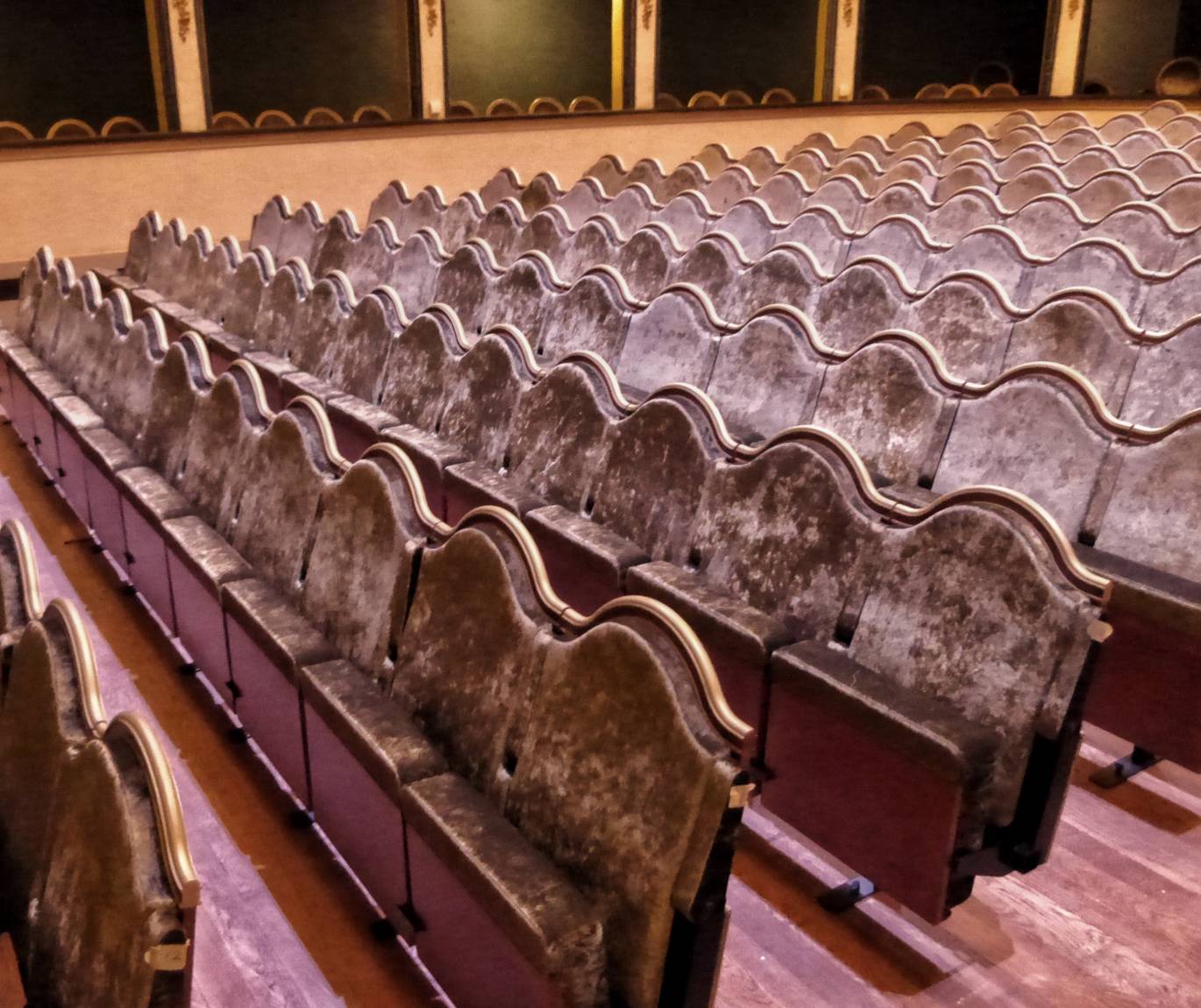 Teatru Manoel new seating